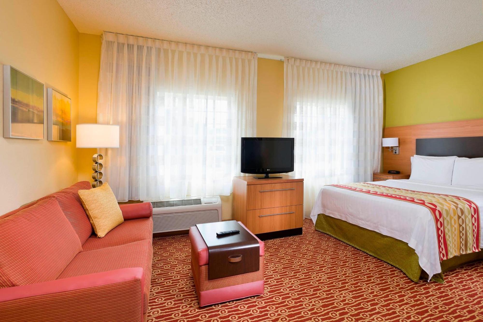 Towneplace Suites By Marriott Dallas Bedford Exterior photo